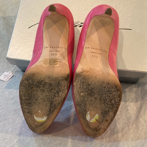 Brian Atwood “Maniac” Barbie Pink nubuck leather platform pumps rounded toe 37.5 - Picture 8 of 15